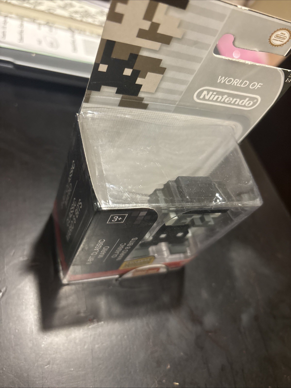 World of Nintendo Jakks Super Mario Bros 8-Bit Classic Mario Collectible Toy NEW