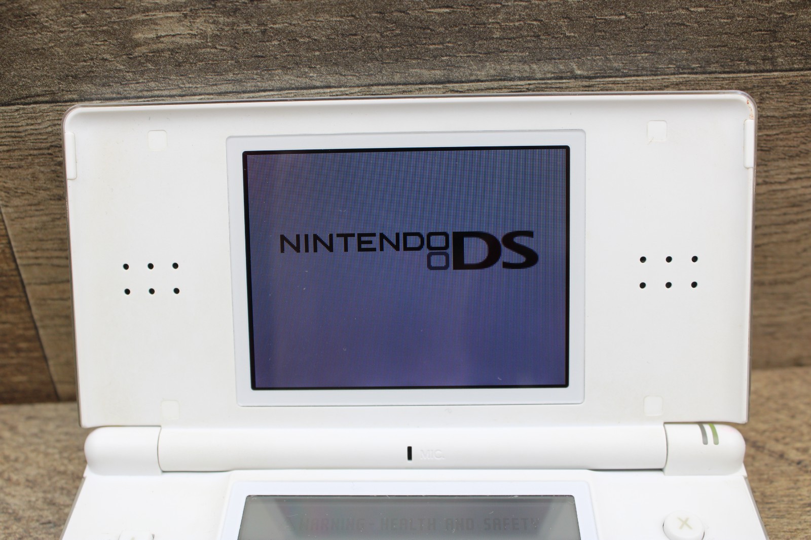 NICE Nintendo DS Lite USG-001 Polar White W/Charger & Game OEM
