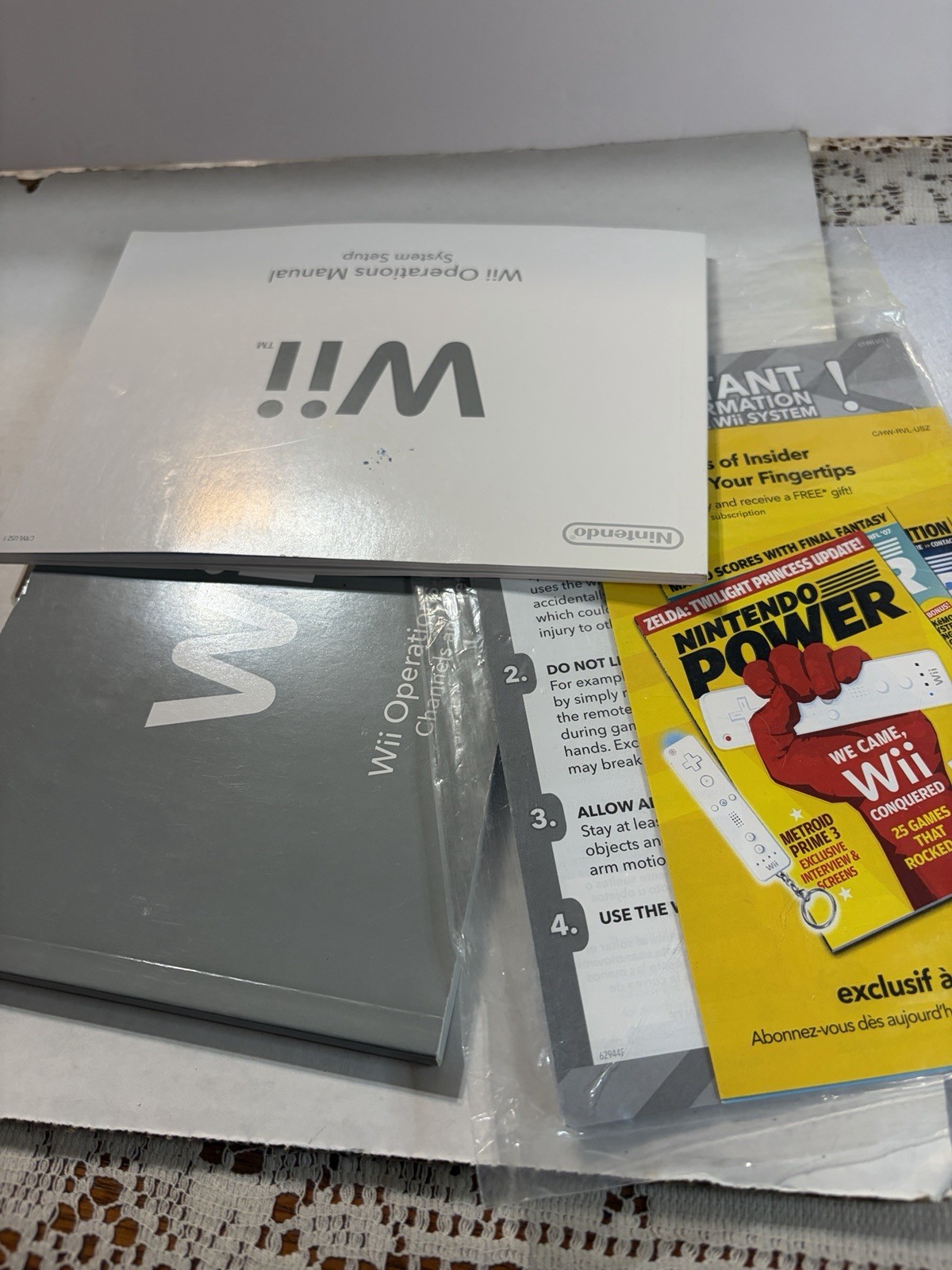 Wii video game console bundle with multiple accessories and games (untested)