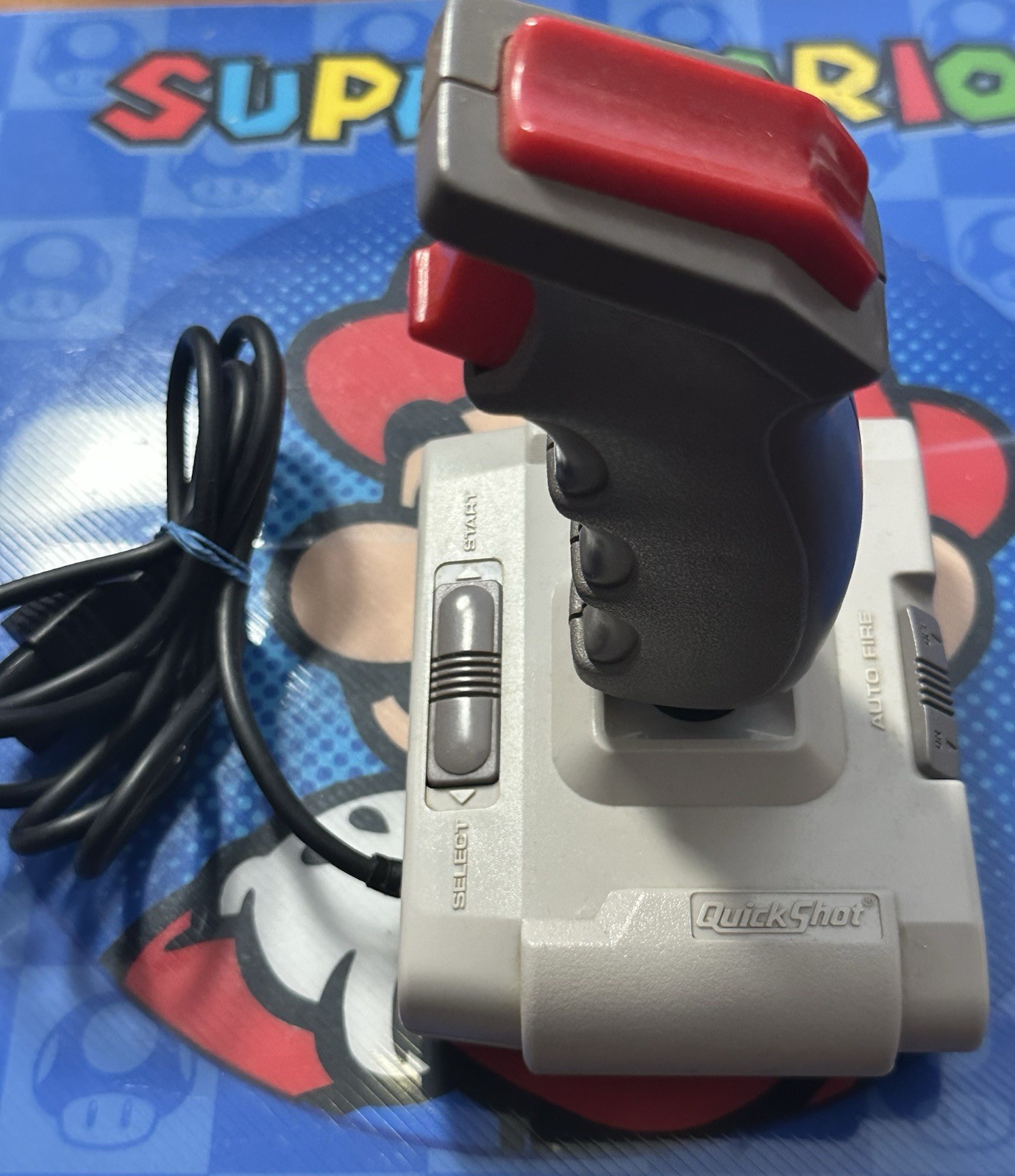 NES 1985 Joystick SVI Spectravideo QUICKSHOT Nintendo 1985