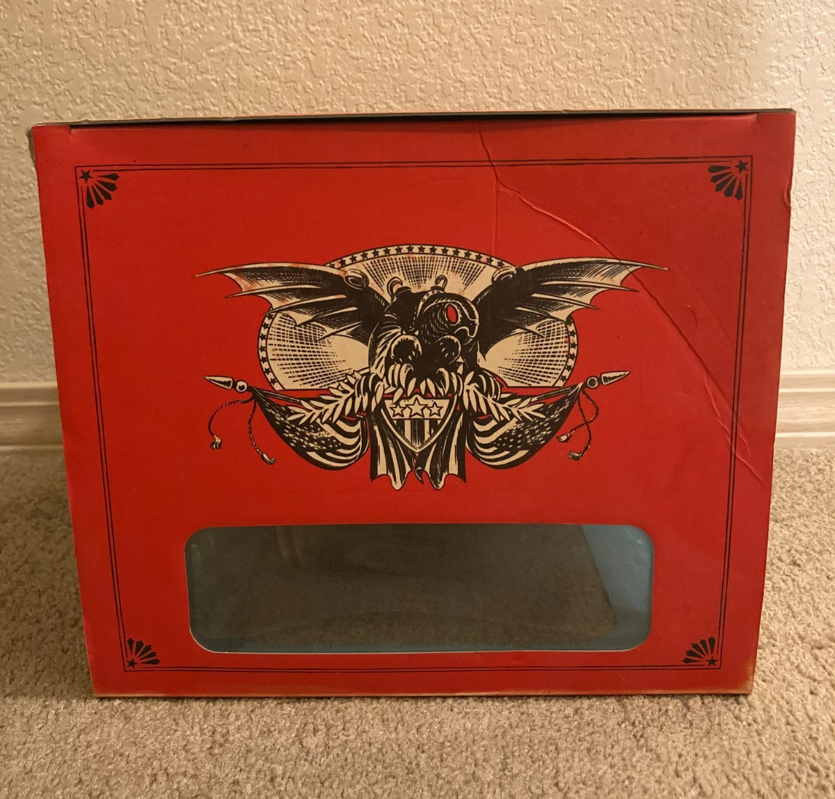 Limited Songbird Edition Bioshock Infinite Songbird Statue + Figurine & Keychain