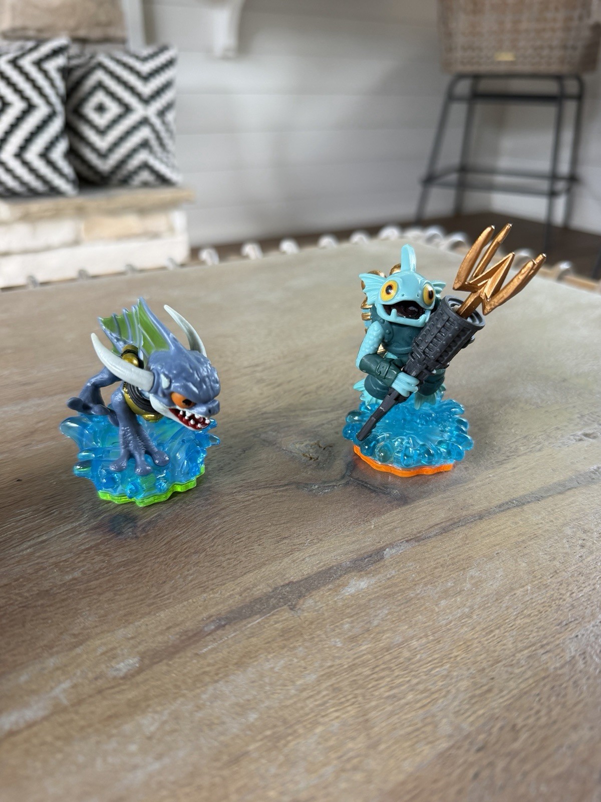 Skylanders Water Element Lot Of 2 -Gill Grunt (Giants)and Zap (Spyro’s series1)￼
