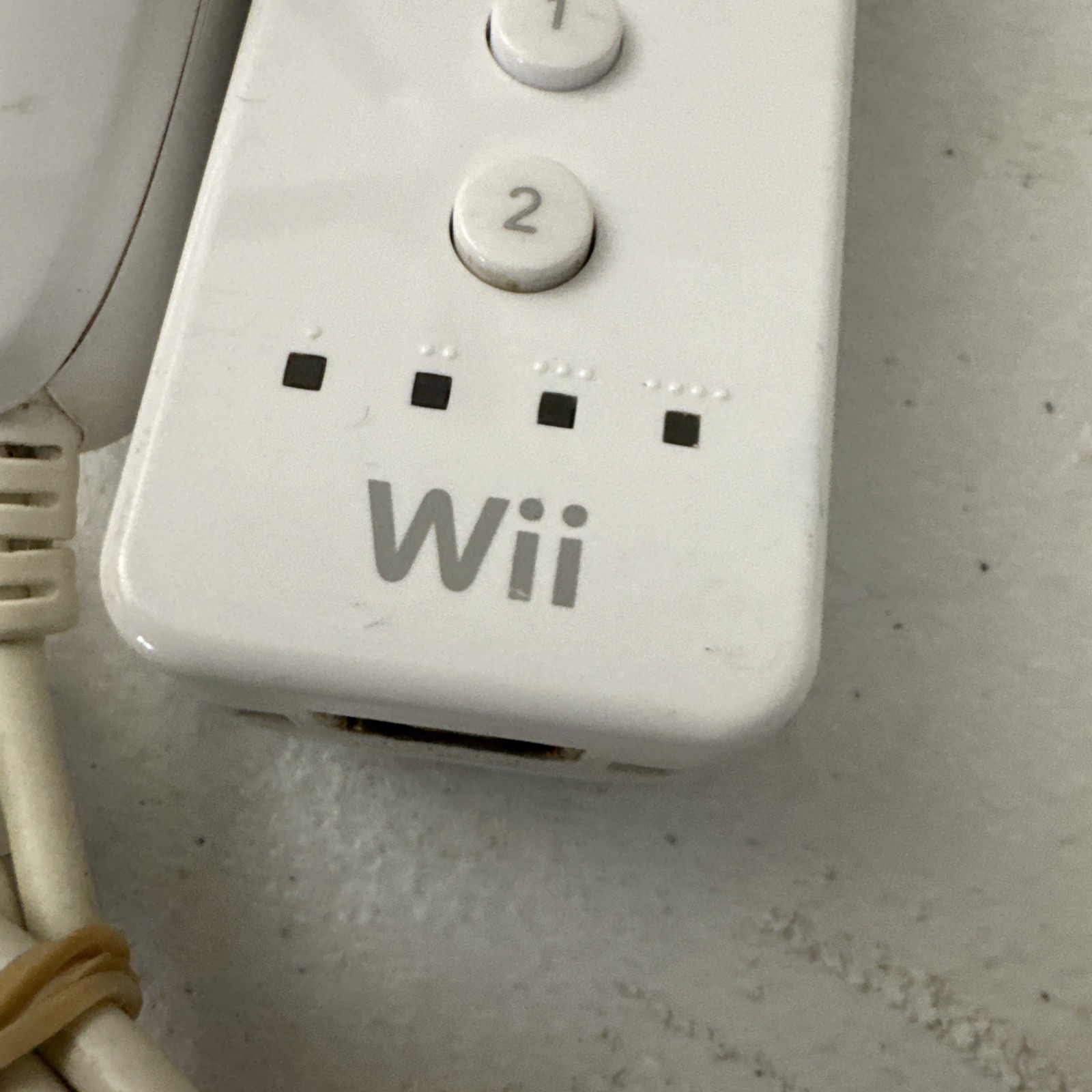 Nintendo Wii White Motion Plus Controller with Nunchuck