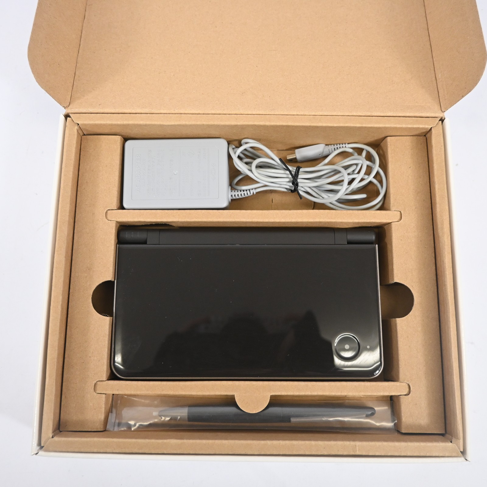 Nintendo DSi LL Dark Brown Console Complete Set Tested NTSC-J Japan