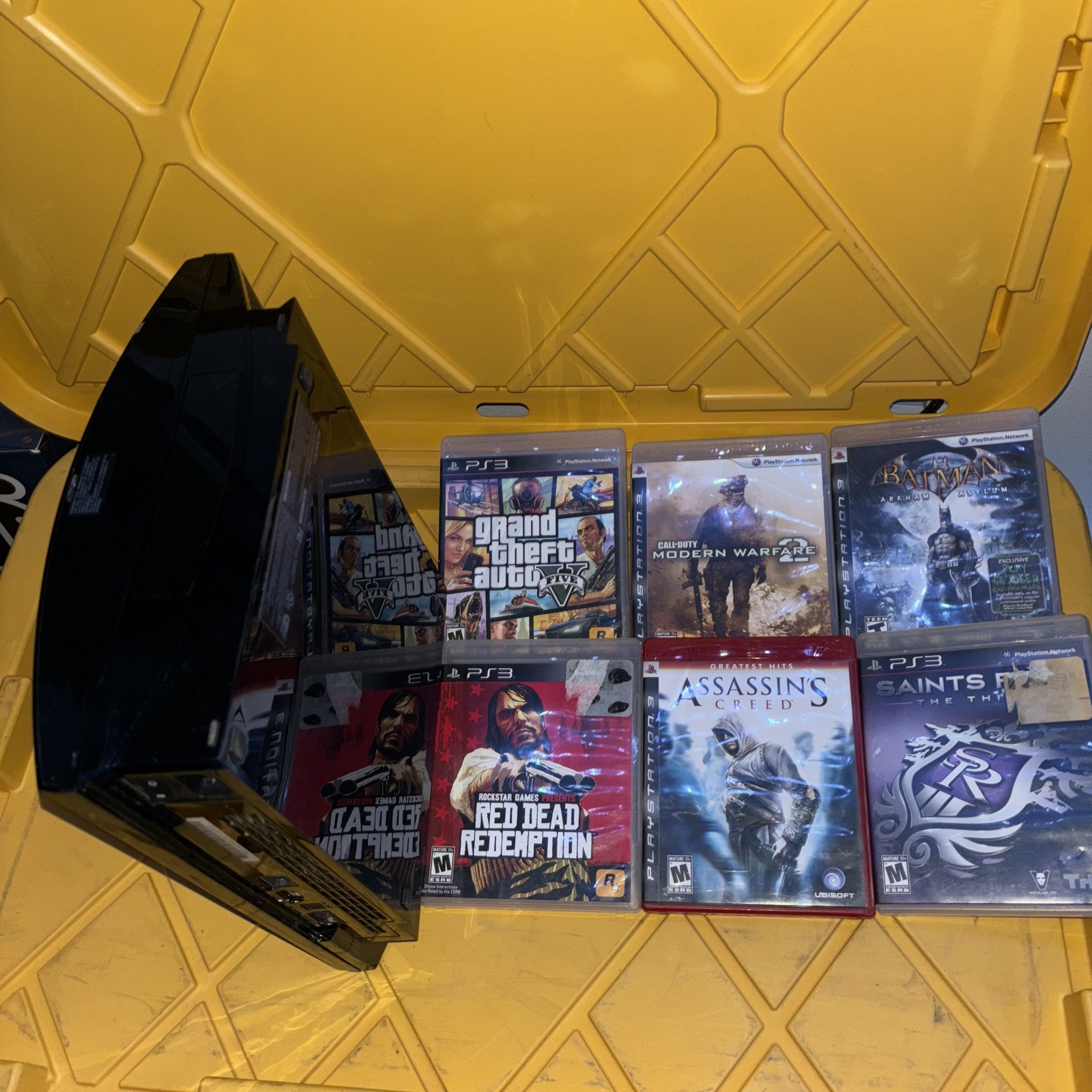 Sony PlayStation 3 60GB Piano Console Black Backwards Compatible. with 11 games