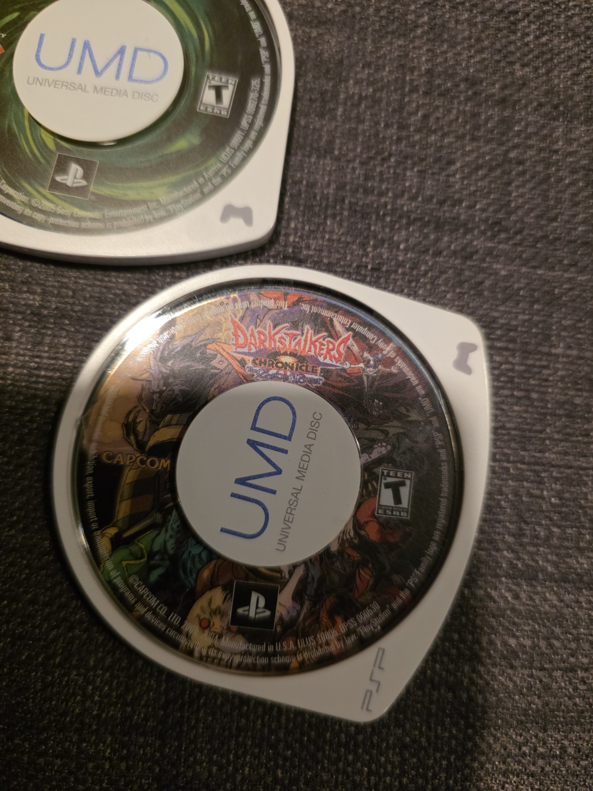 Sony PSP-1001 Black, Oem Charger, 5 Games – Darkstalkers, Xmen, Twisted Metal