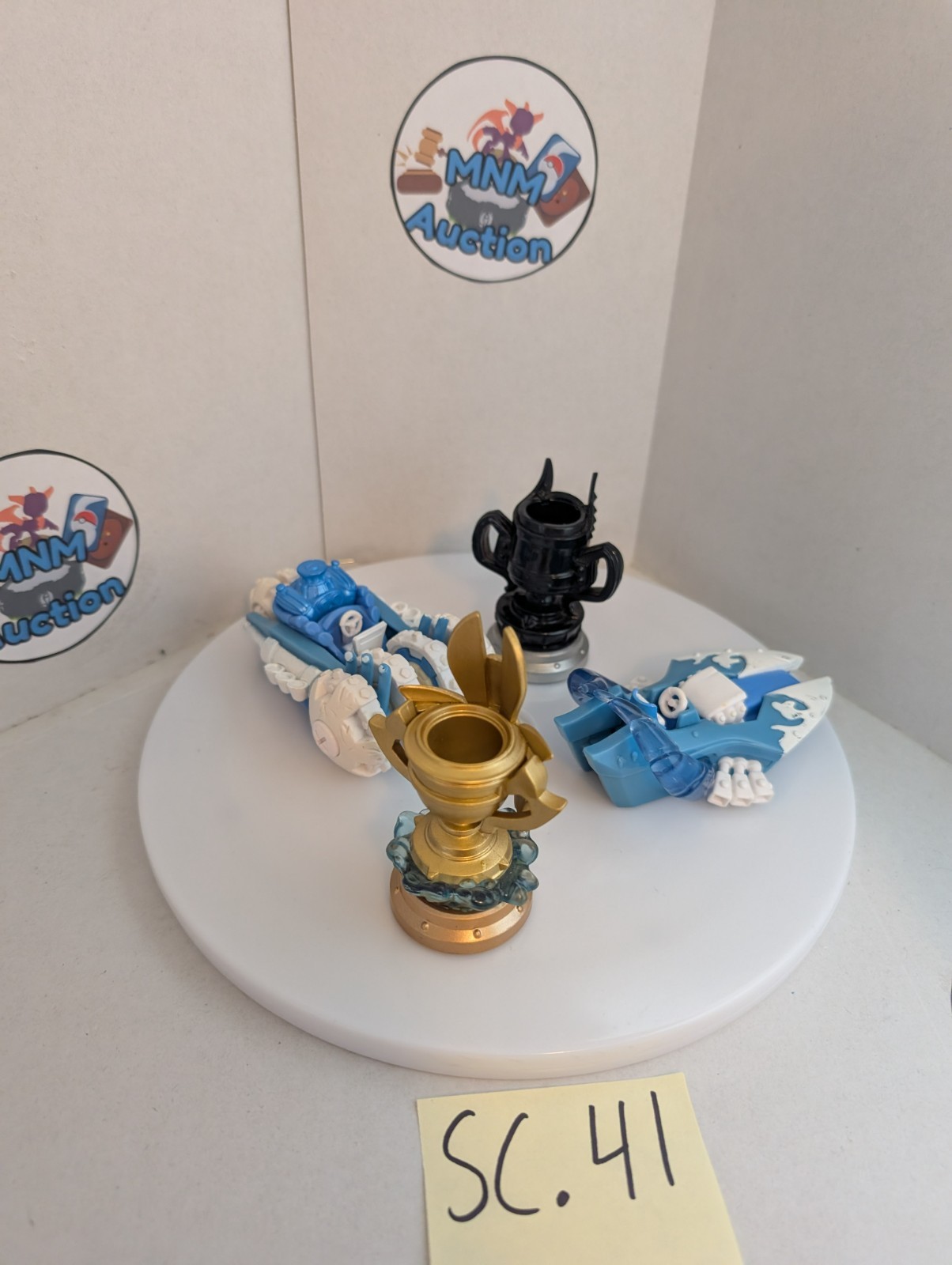 Rare Skylanders Superchargers Power Blue vehicles, Sea Trophy, Kaos trophy
