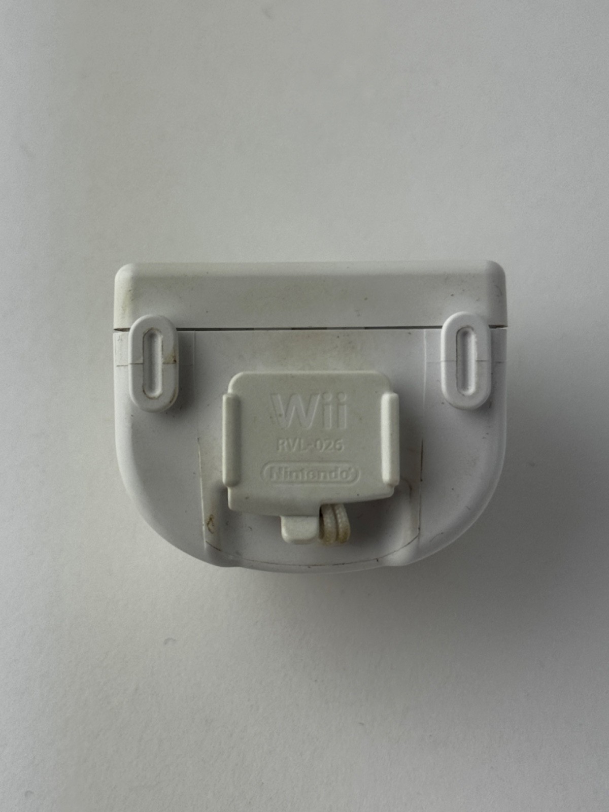 Nintendo Wii RVL-003 White Controller w/ Motion Plus Adapter & Sleeve