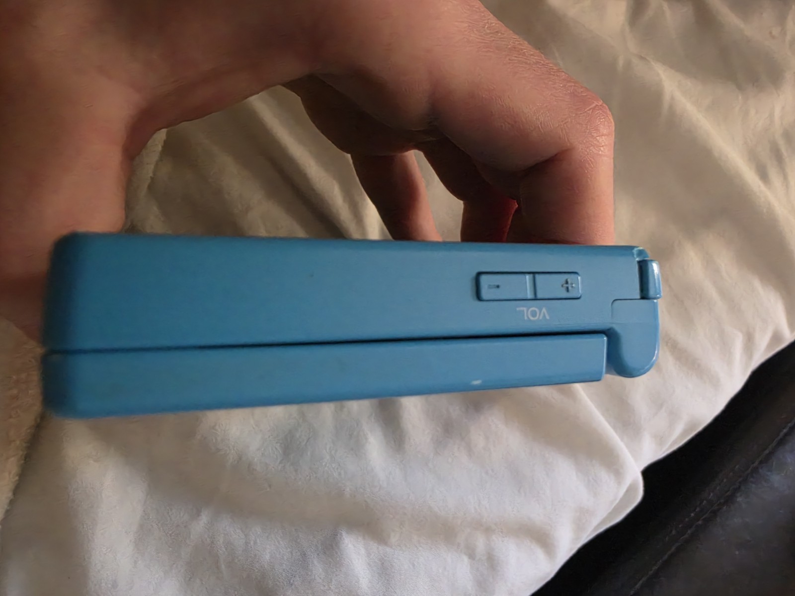 Nintendo DSi Light Blue Bundle