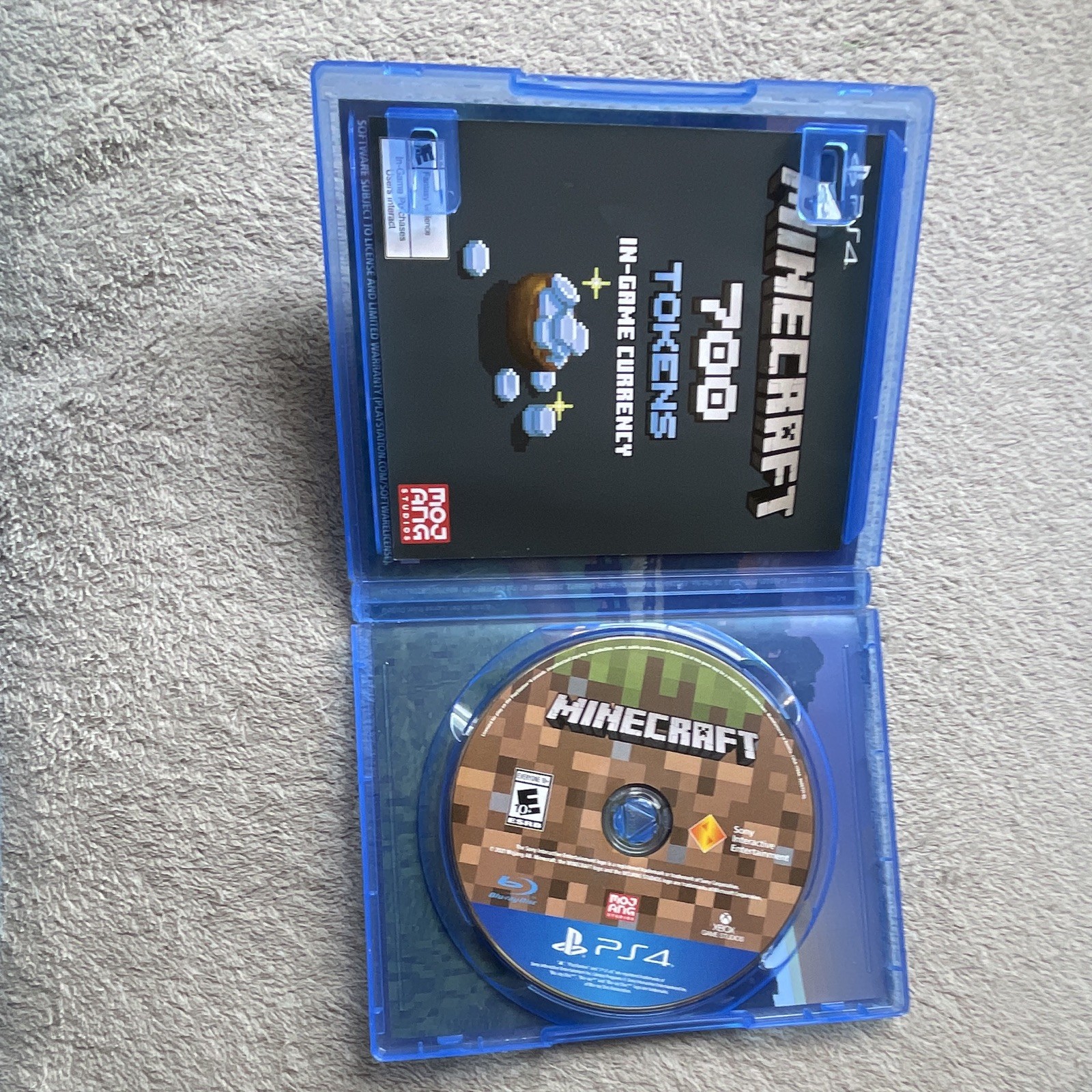 Mojang Minecraft (PS4) NTSC-U/C E10+ 2024 Multiplayer Manual w/ Case