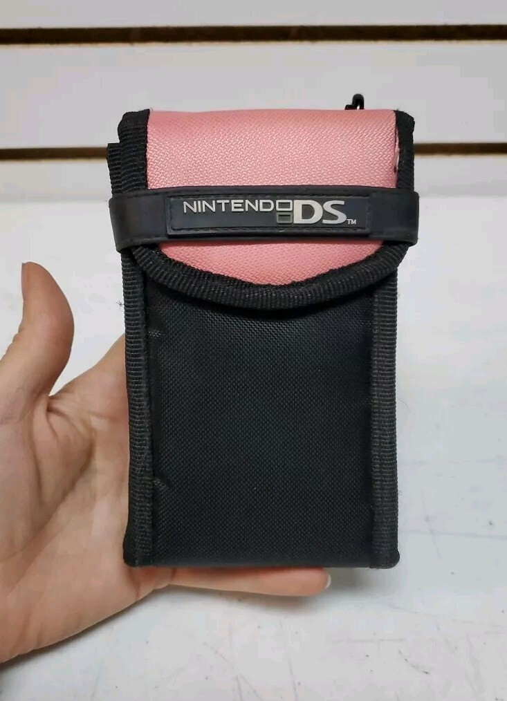 BD&A: Nintendo DS Carrying Case (Pink & Black w/Waist Clip) Pre-Owned