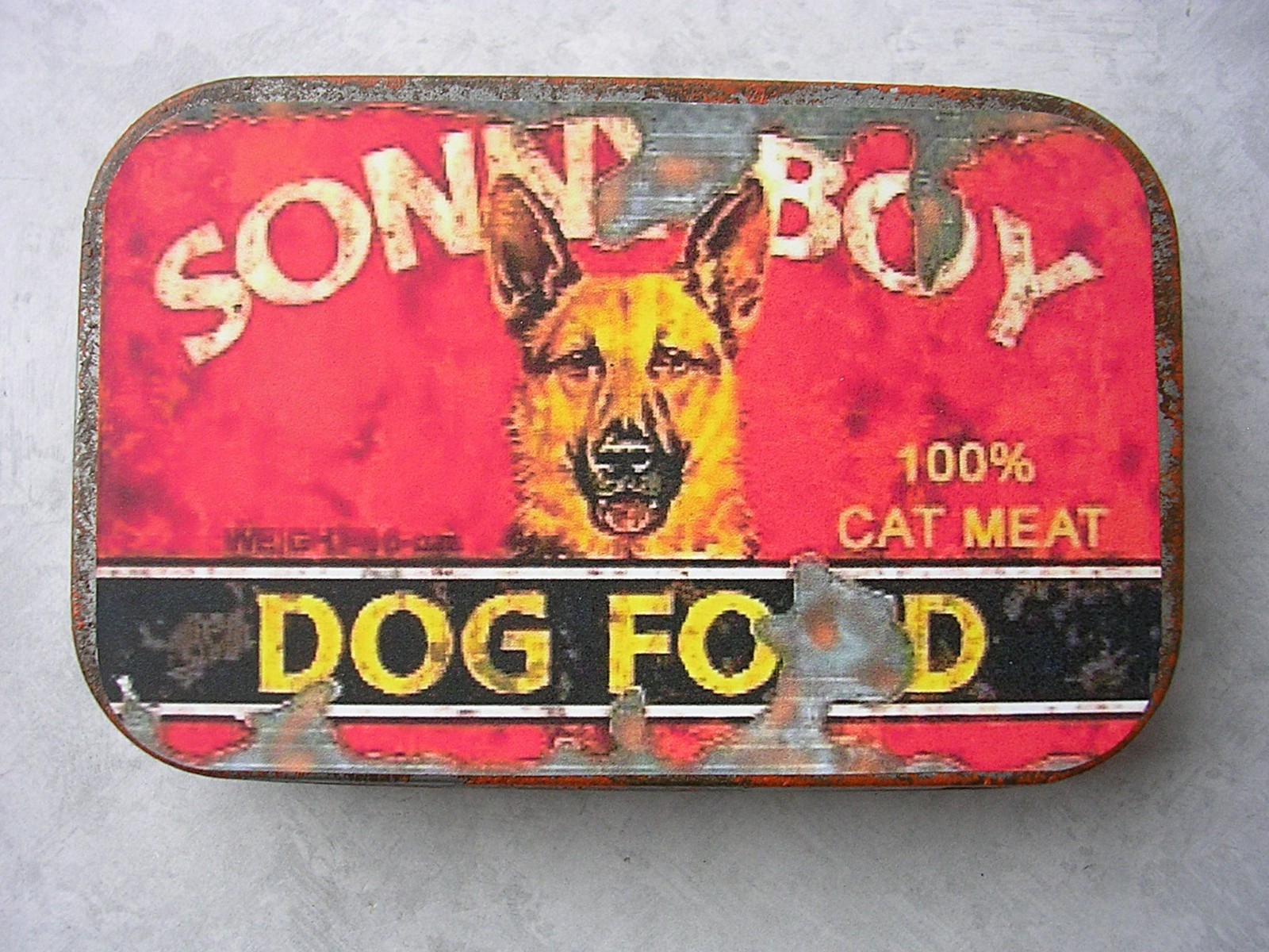 Fallout DOGMEAT Cap Stash Tin with 5 Nuka Cola Caps Prop Cosplay Gift