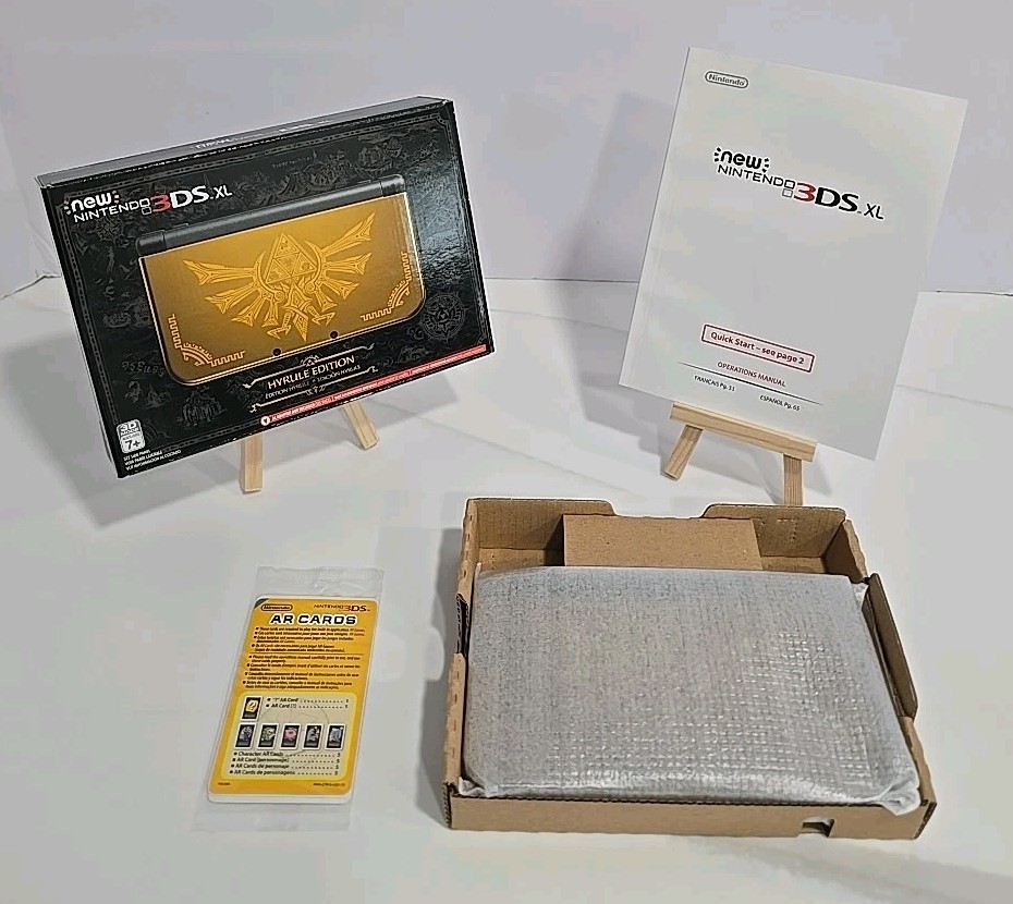 Nintendo New 3DS XL Hyrule Gold Edition Handheld System CIB w/ AR Cards & Manual