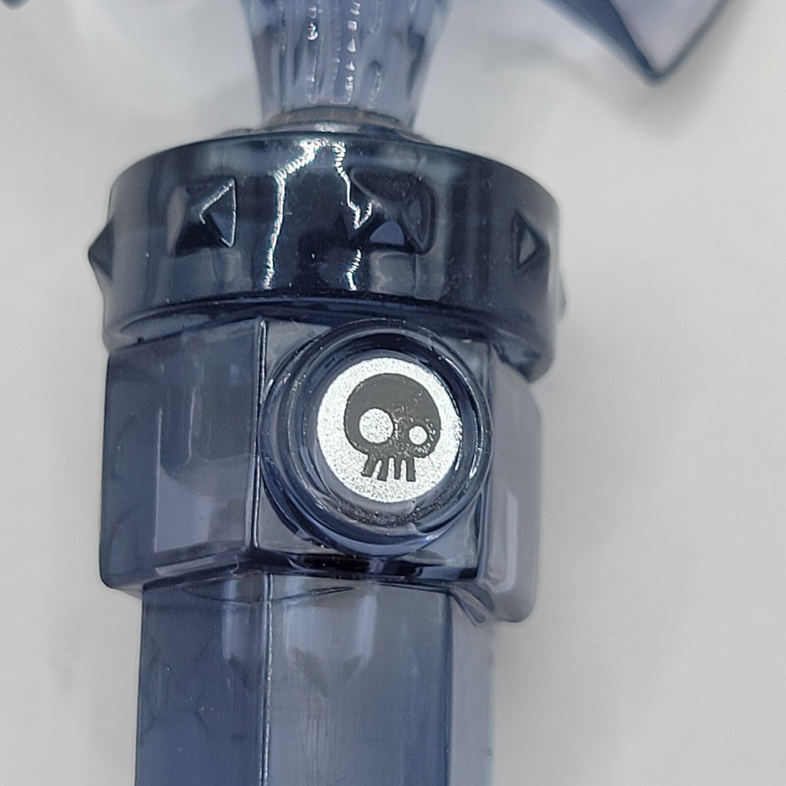Skylanders Trap Undead Element Haunted Hatchet Axe Activision Crystal Figure