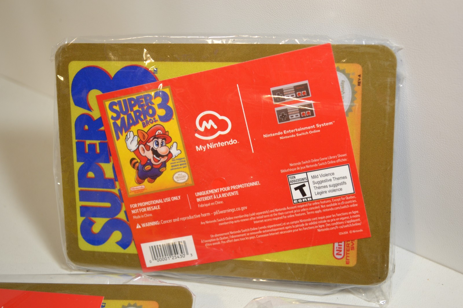 LOT My Nintendo Classics – Super Mario Bros 3 Desktop Metal Display Collectible