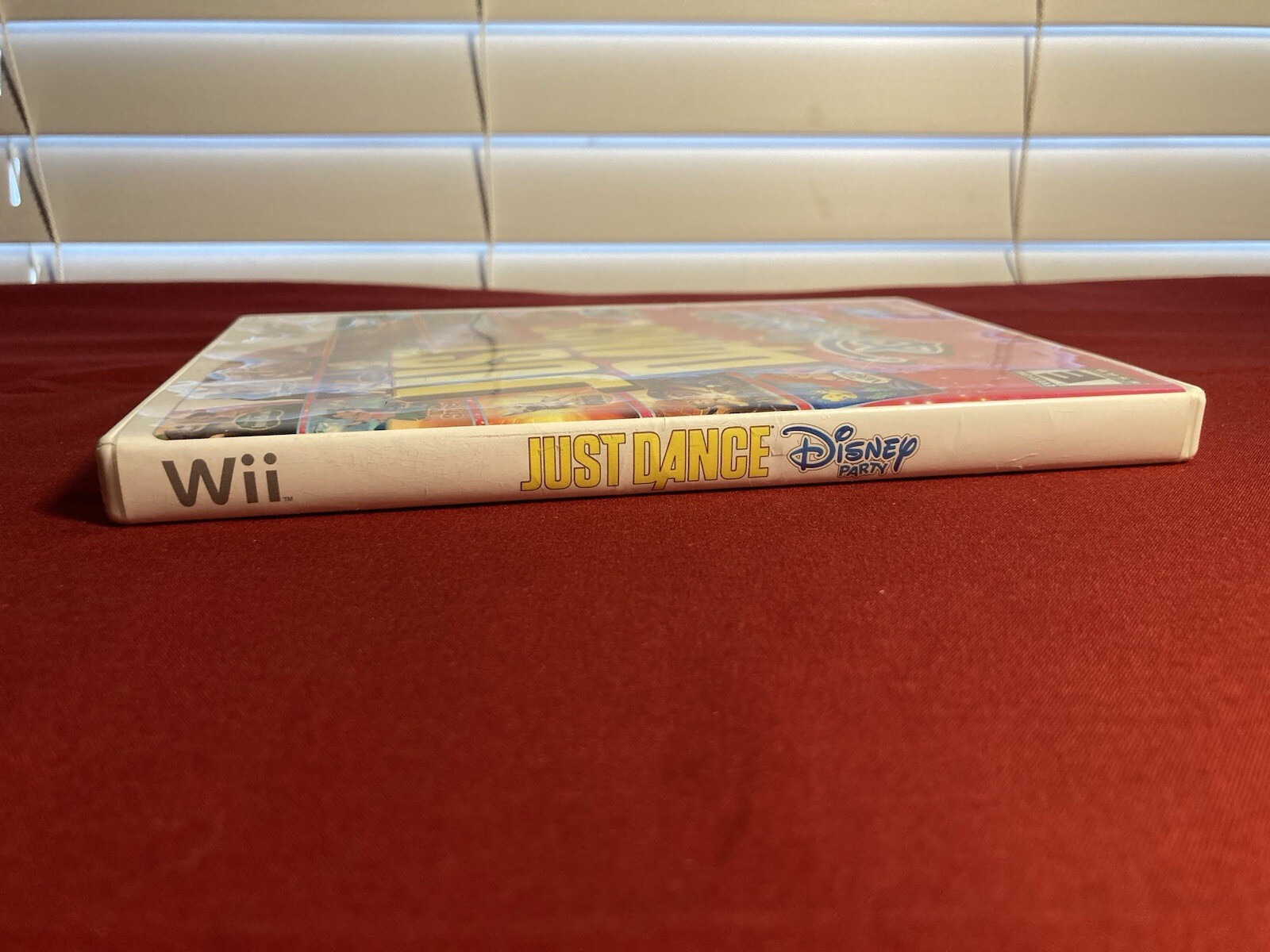 Just Dance: Disney Party, (Wii) Game CIB Complete Tested Manual