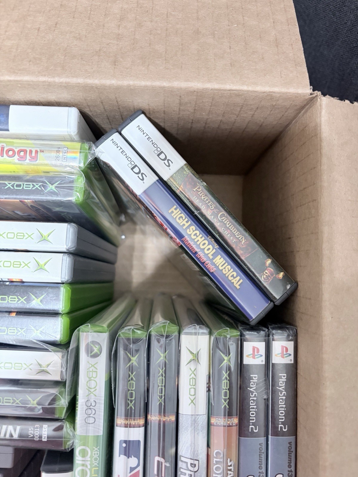 LOT OF 28 Mixed Games, Xbox, DS, NES, SNES