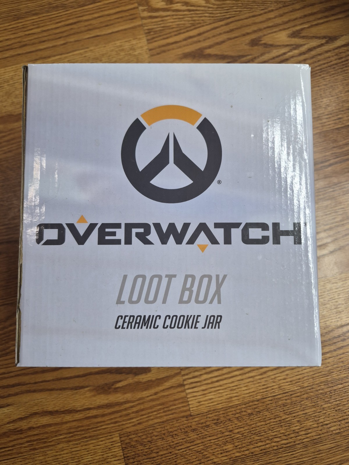 Overwatch 5 1/2″ x 6 3/4″ Loot Box Ceramic Cookie Jar