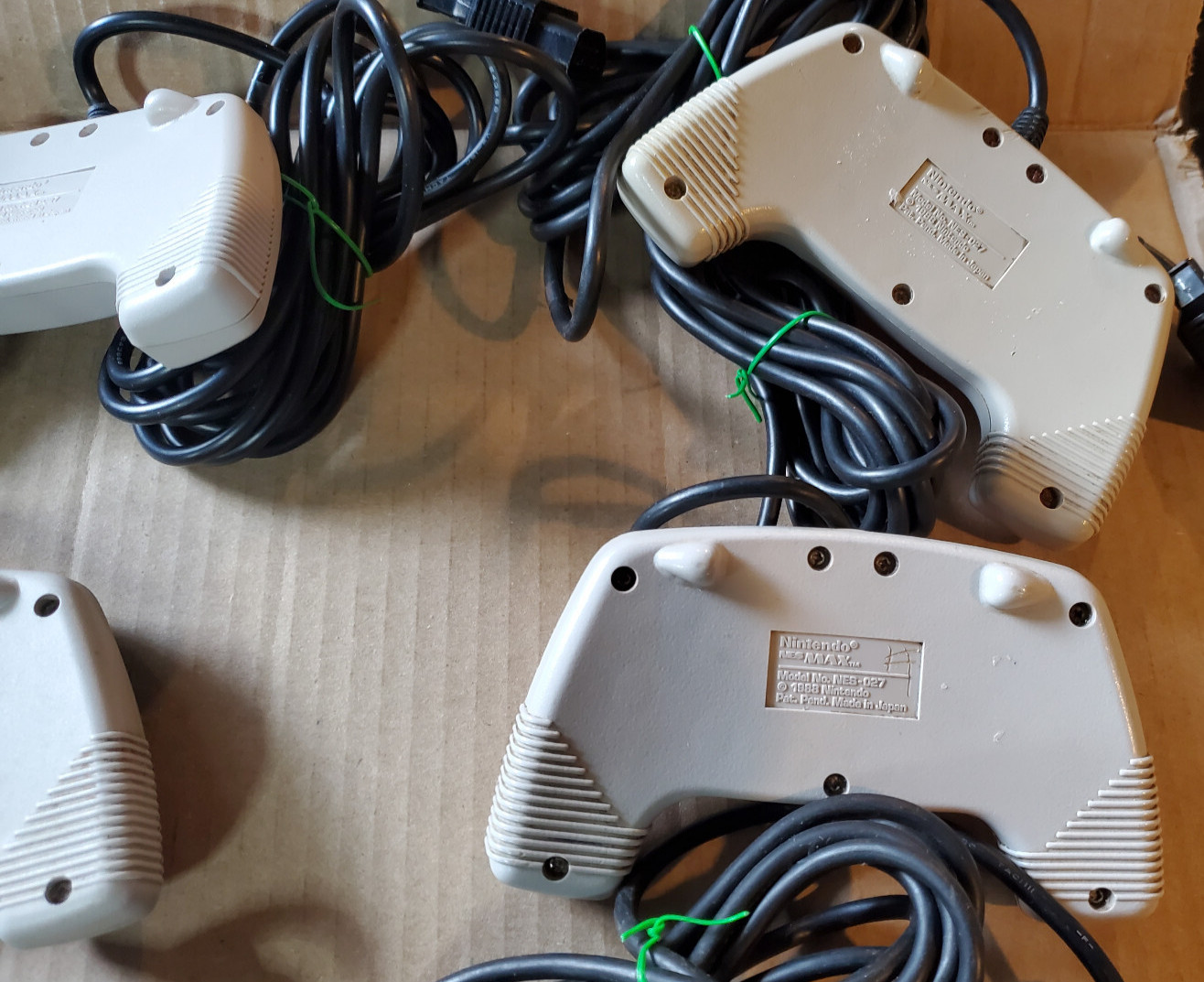 Lot of 9 Nintendo NES-027 NES MAX Controllers Tested