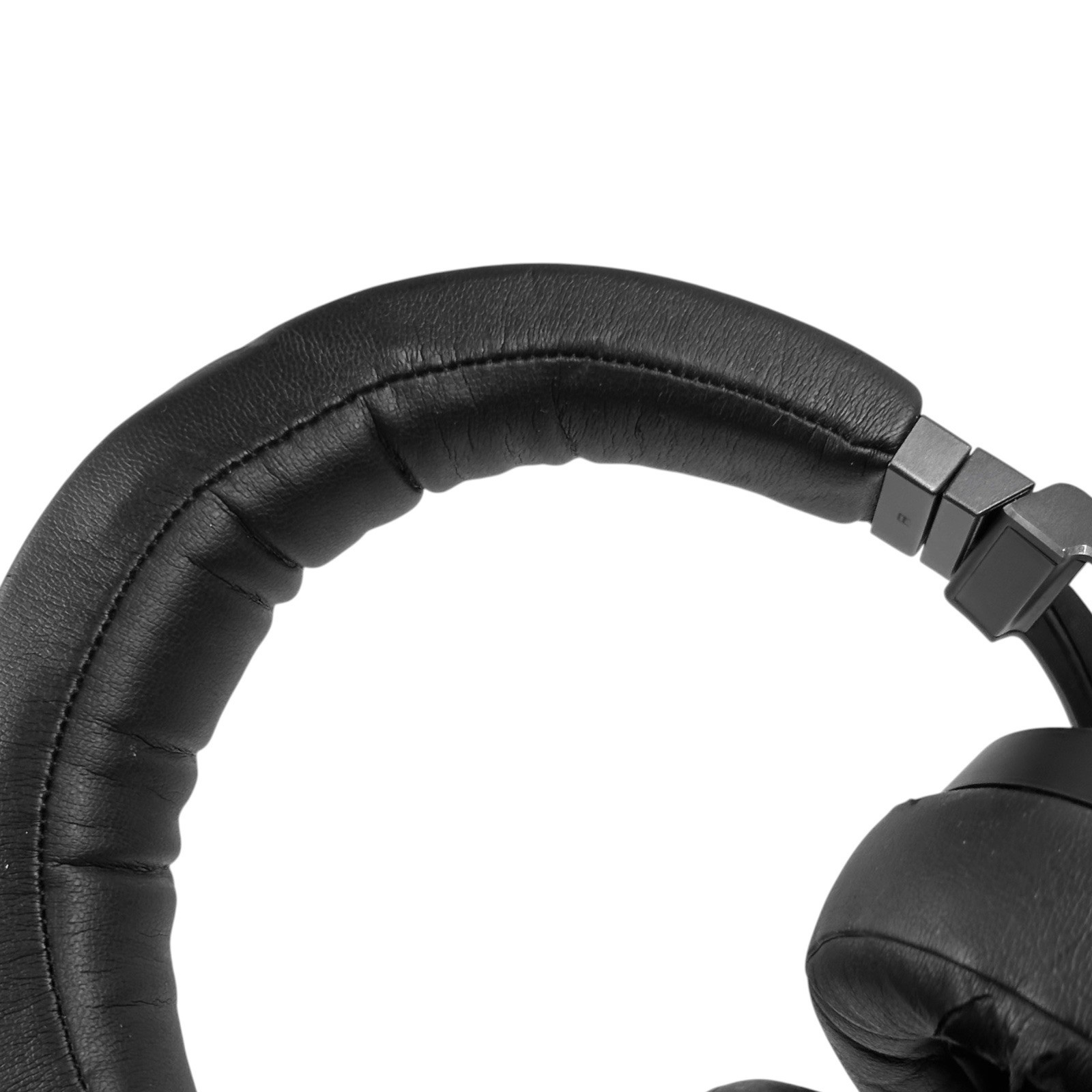 Corsair Virtuoso RGB Wireless Gaming Headset (HEADSET ONLY/READ)