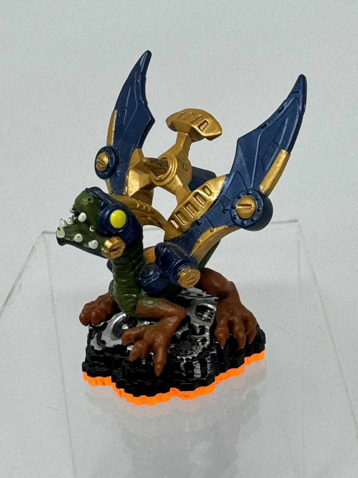 Skylanders Drobot Giants Swap Trap Team SuperChargers Figure