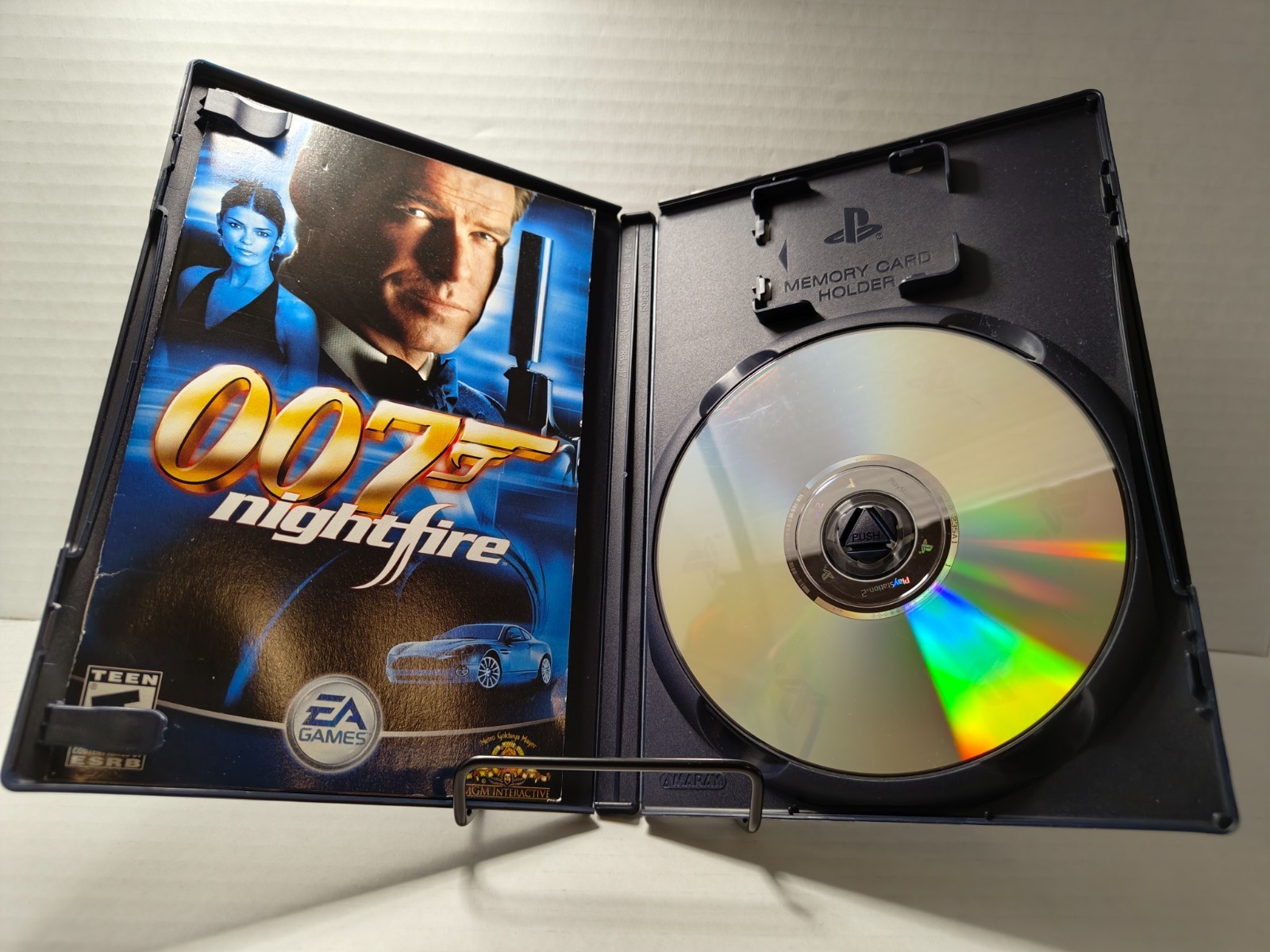 007: NightFire (Sony PlayStation 2, 2002) CIB
