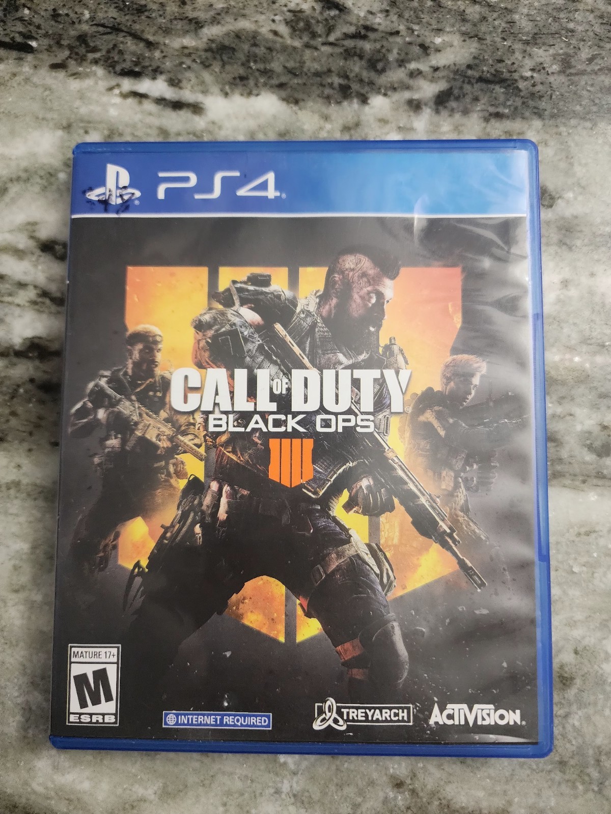 PS5 Fifa 22, PS4 Call Of Duty Warzone Gilded Age III, PS4 Call Of Duty Black Ops