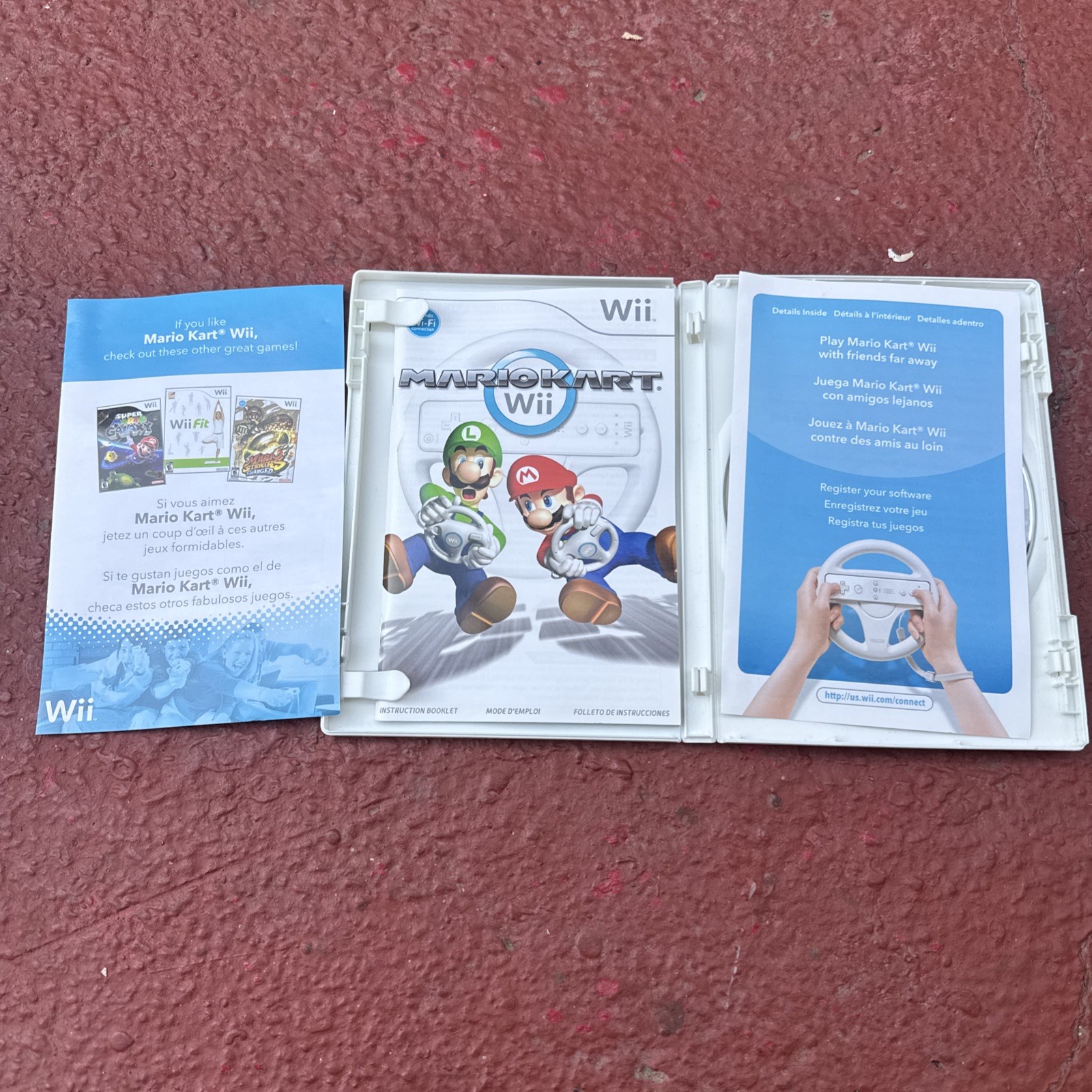 Mario Kart Wii (Nintendo Wii) Complete CIB Tested and Very Clean Disc