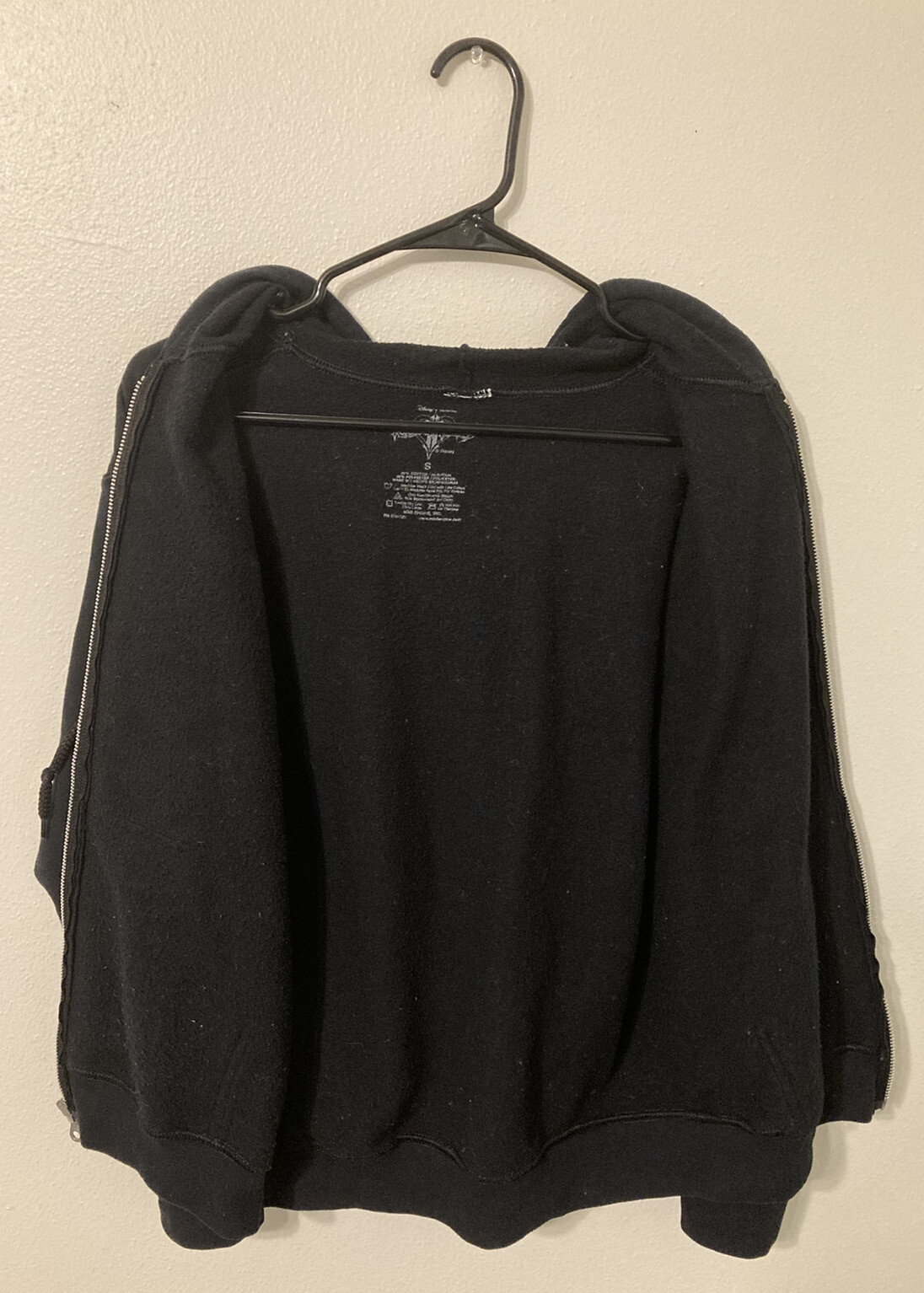 Kingdom Hearts Black and White Full Zipper Hoodie Jacket Mad Engine READ