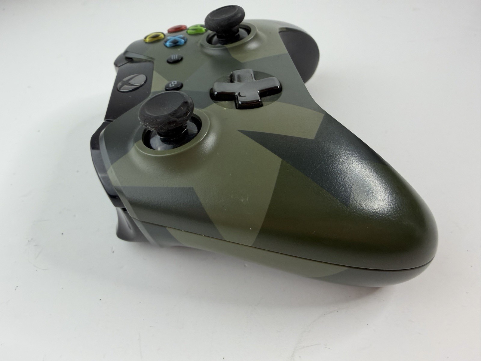 Microsoft Xbox One Wireless Controller Model 1537 Armed Forces Green Camo