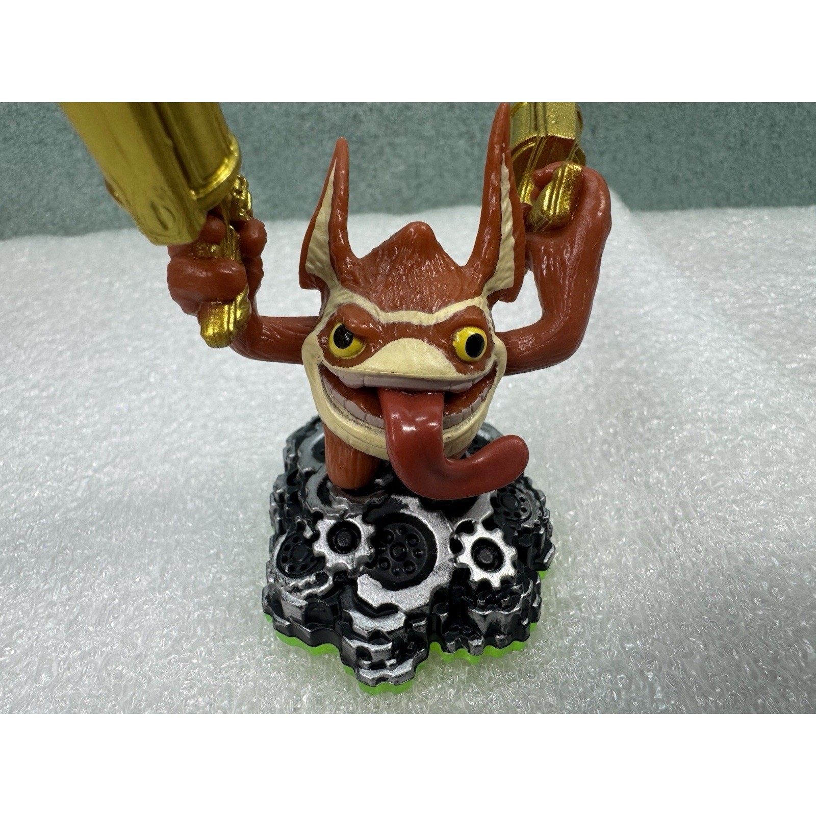 Lot Of 7 Skylanders Spyro Figures: Gill Grunt, Whirlwind, Stump Smash, Voodood