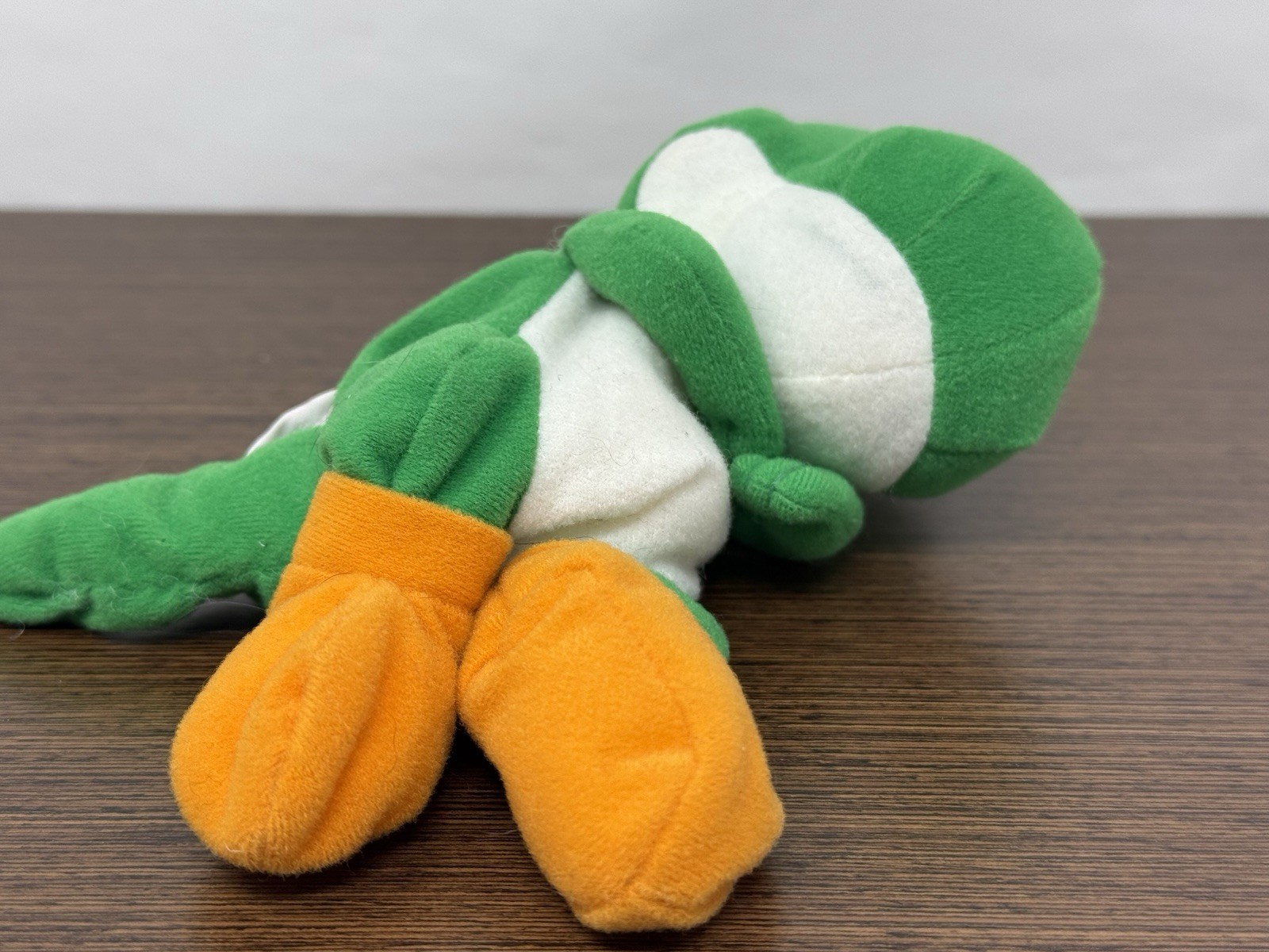 Nintendo 64 Collectible Yoshi Beanbag Plush – 1997 BD&A Super Mario 64 – Vintage