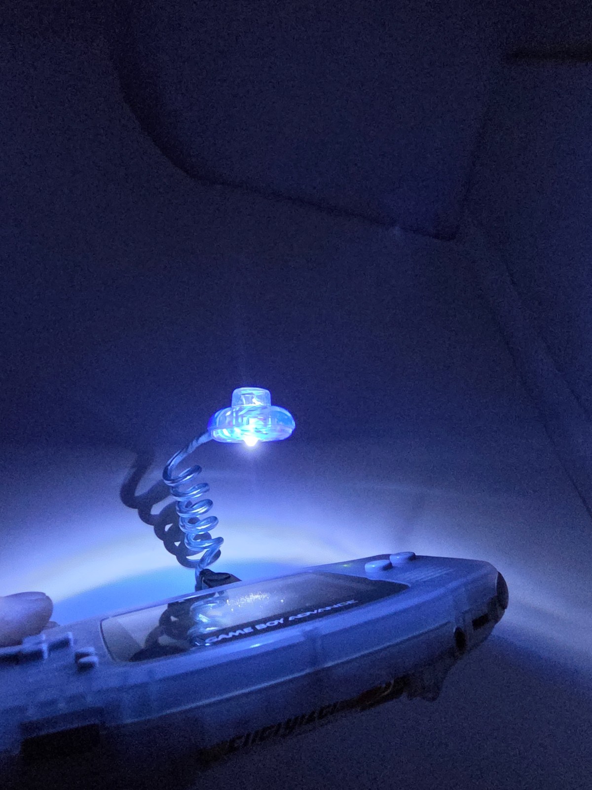 NEW Bright LED Worm/Snake Light for Game Boy Advance No Batteries Required BLUE