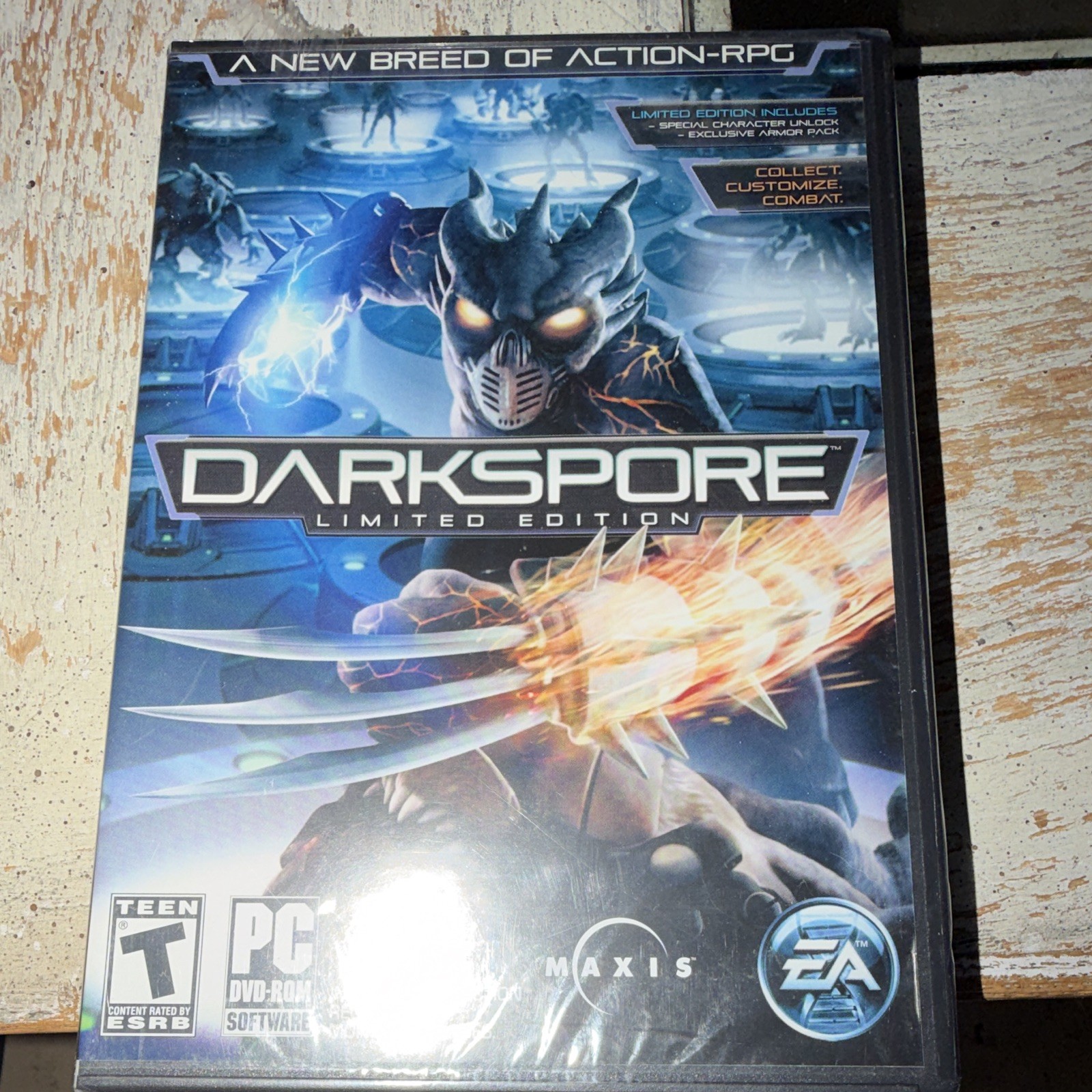 EA Darkspore Limited Edition PC DVD-ROM T-Teen Rated NTSC-U/C (US/CA)