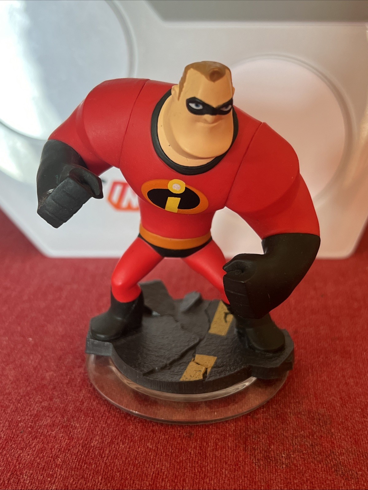 Disney Infinity For XBox 360 – 6 figures + 5 disks + Portal And More
