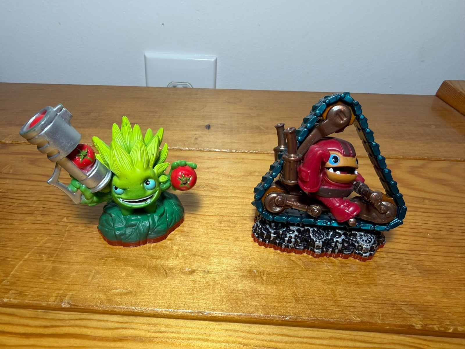 Skylanders Trap Team Lot Of 7 Figures – Various names