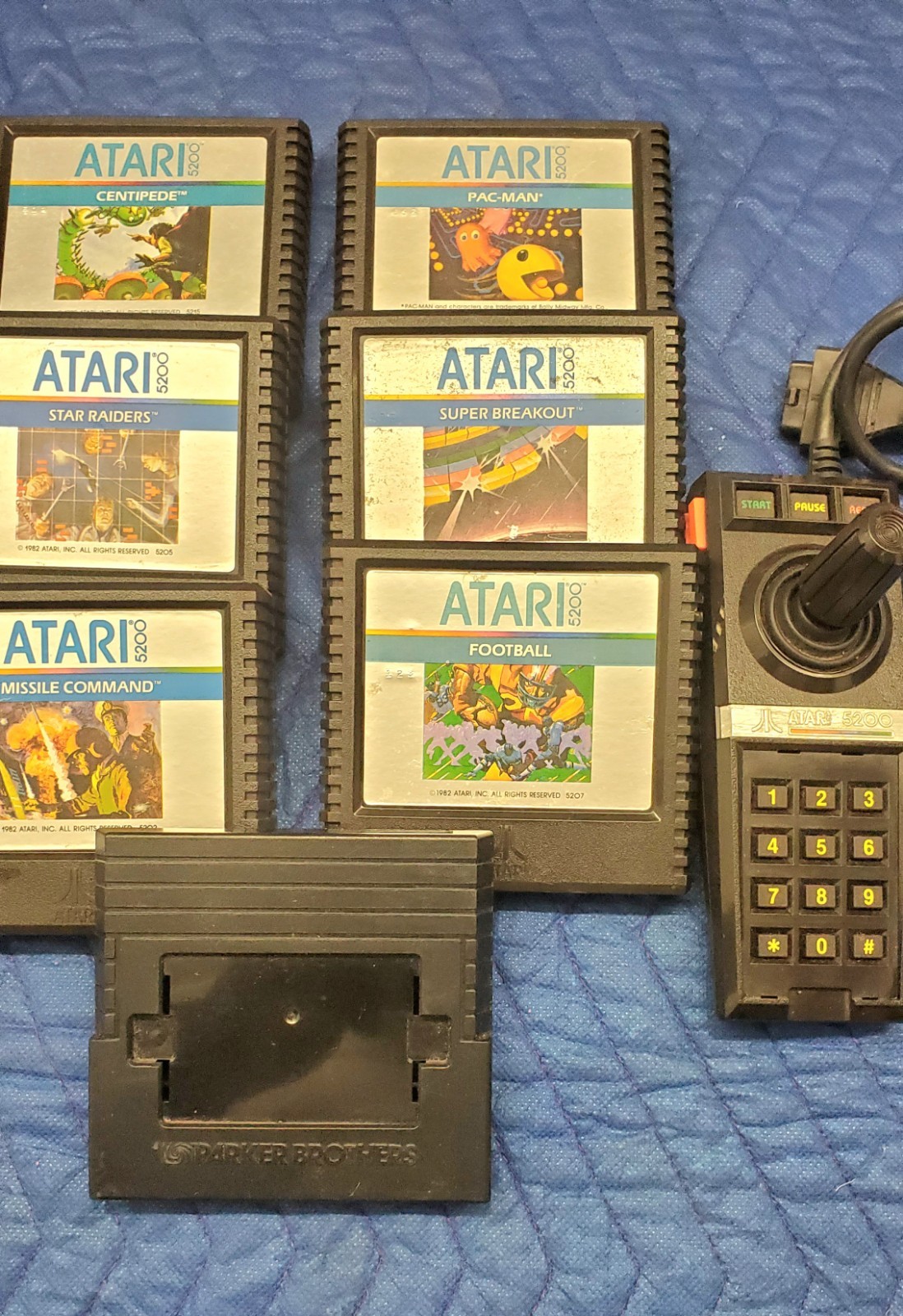 Atari 5200 Game Lot w/ 2 Controllers, 6 Games & Parker Brothers Cartridge Holder