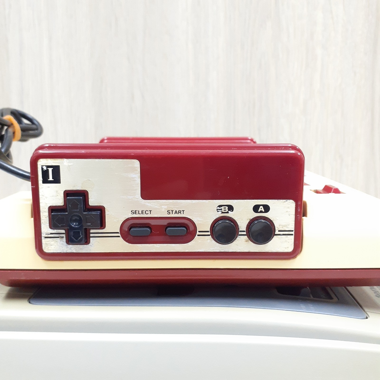 Nintendo Super Famicom & Famicom Console with 8 Games & Cables Japanese NES SNES