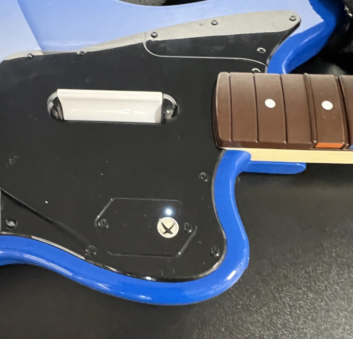 Fender Jaguar Wireless Blue Guitar Xbox One w/Strap – Lights up Untested