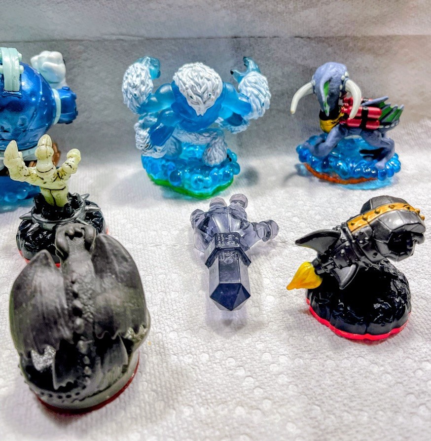 Activision Skylanders Spyro’s Adventure Figure Lot – Lot of 10 figures