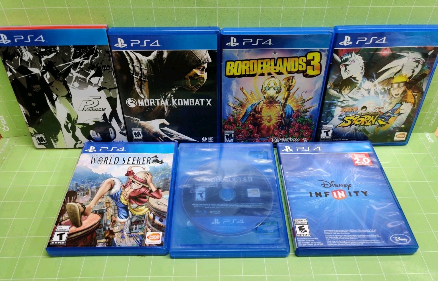 Sony Playstation 4 500GB-CUH-1215A Bundle +7 Games -TESTED-WORKING-