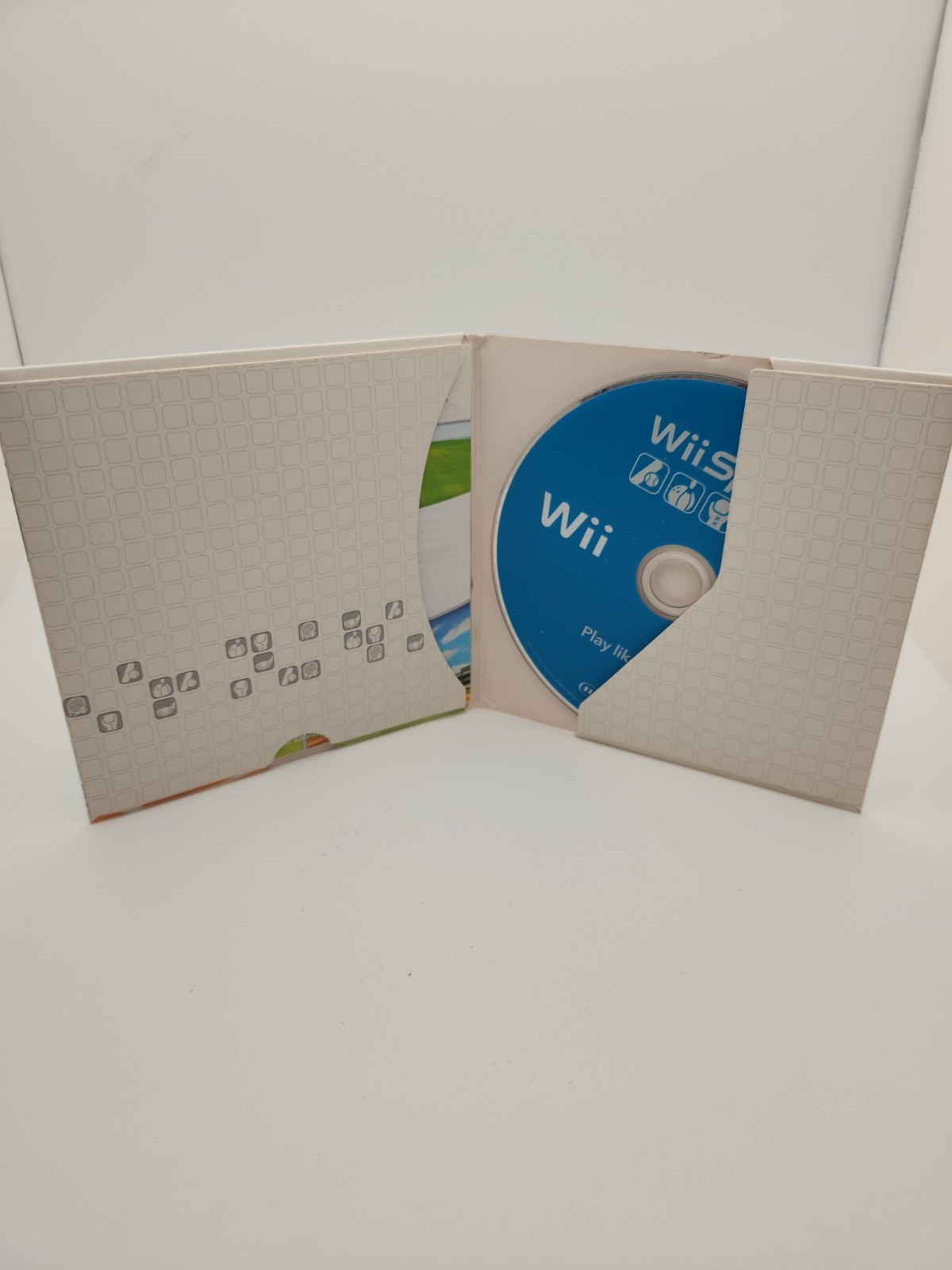 Wii Sports Nintendo Wii 2006 Original Cardboard Sleeve Complete w/ Manual