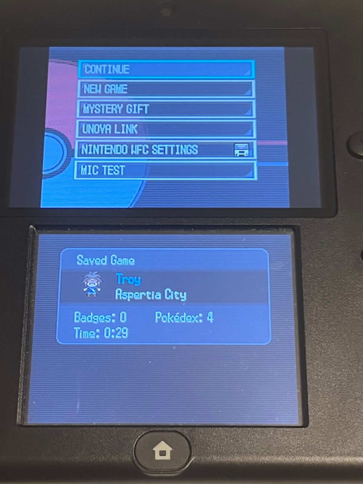 Pokemon Black Version 2 (Nintendo DS) Authentic Cartridge Only Works Good USA