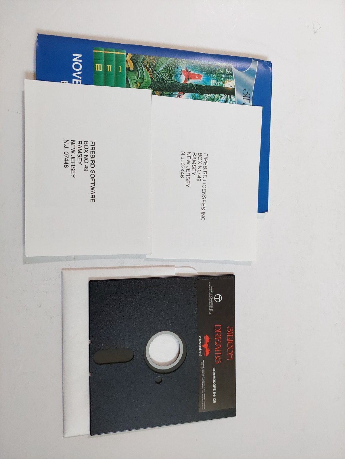 Silicon Dreams Commodore 64 Firebird UK Clamshell Manual Rare Floppy