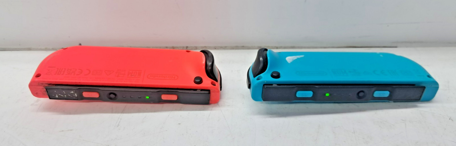 Nintendo Switch Handheld Console – Neon Blue Red joy-cons (COS DMG)