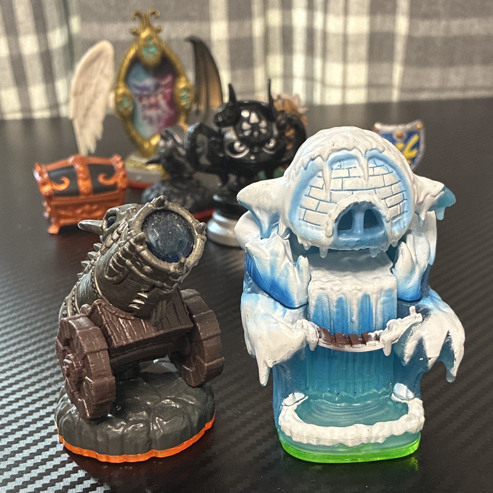 Skylanders Figures & item Lot collection