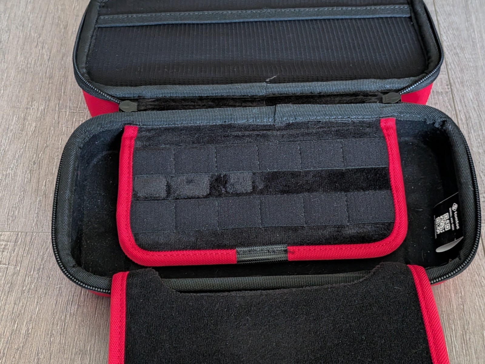 Tomtoc A05-5R01 Red Padded Softshell Canvas Carrying Case for Nintendo Switch