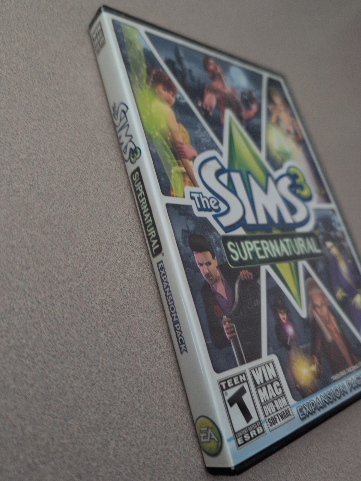 The Sims 3 Supernatural (Windows/Mac) PC Complete In Box CIB