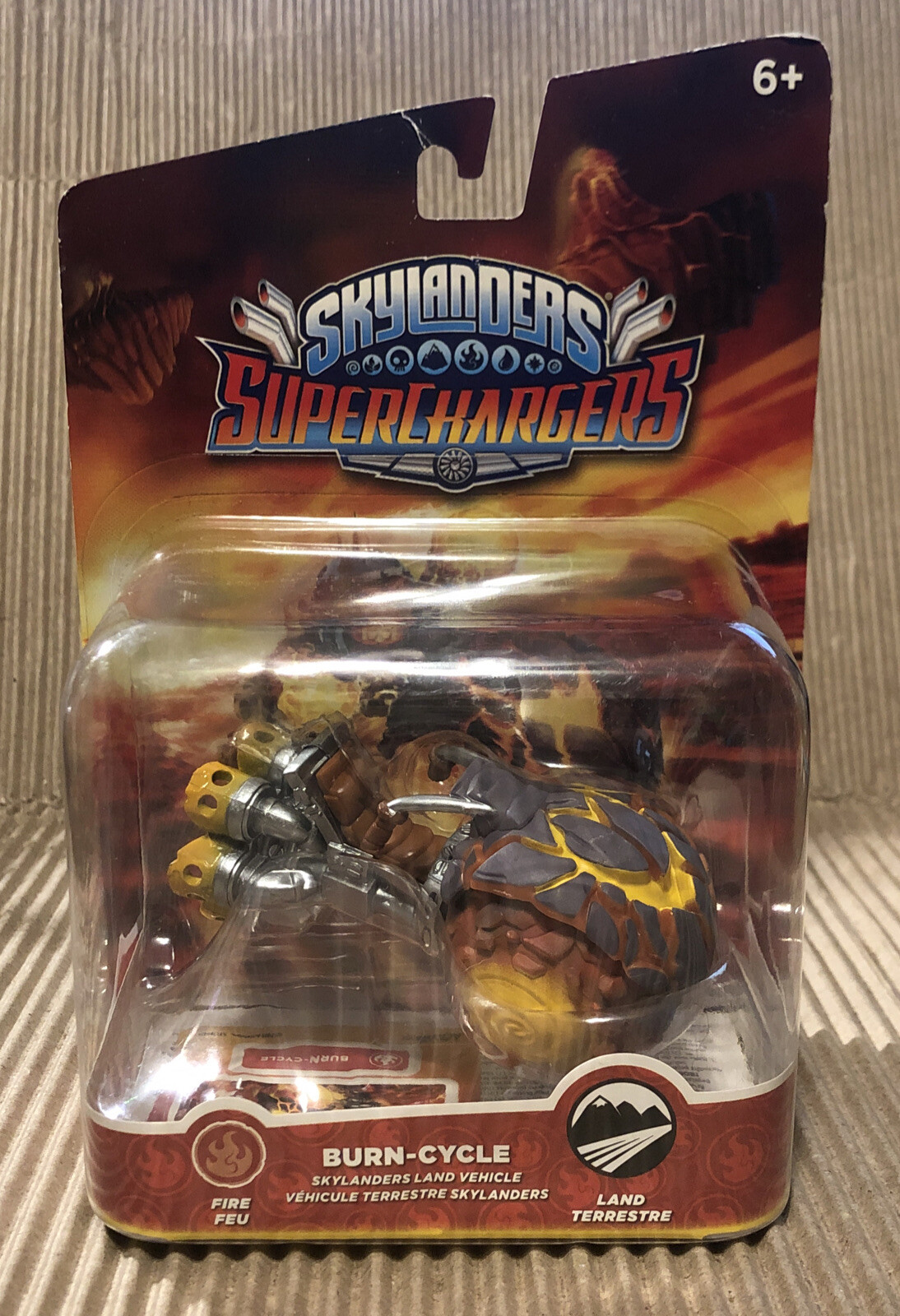 Skylanders Superchargers Burn-Cycle Fire Vehicle Brand New in Package *w/Bends*