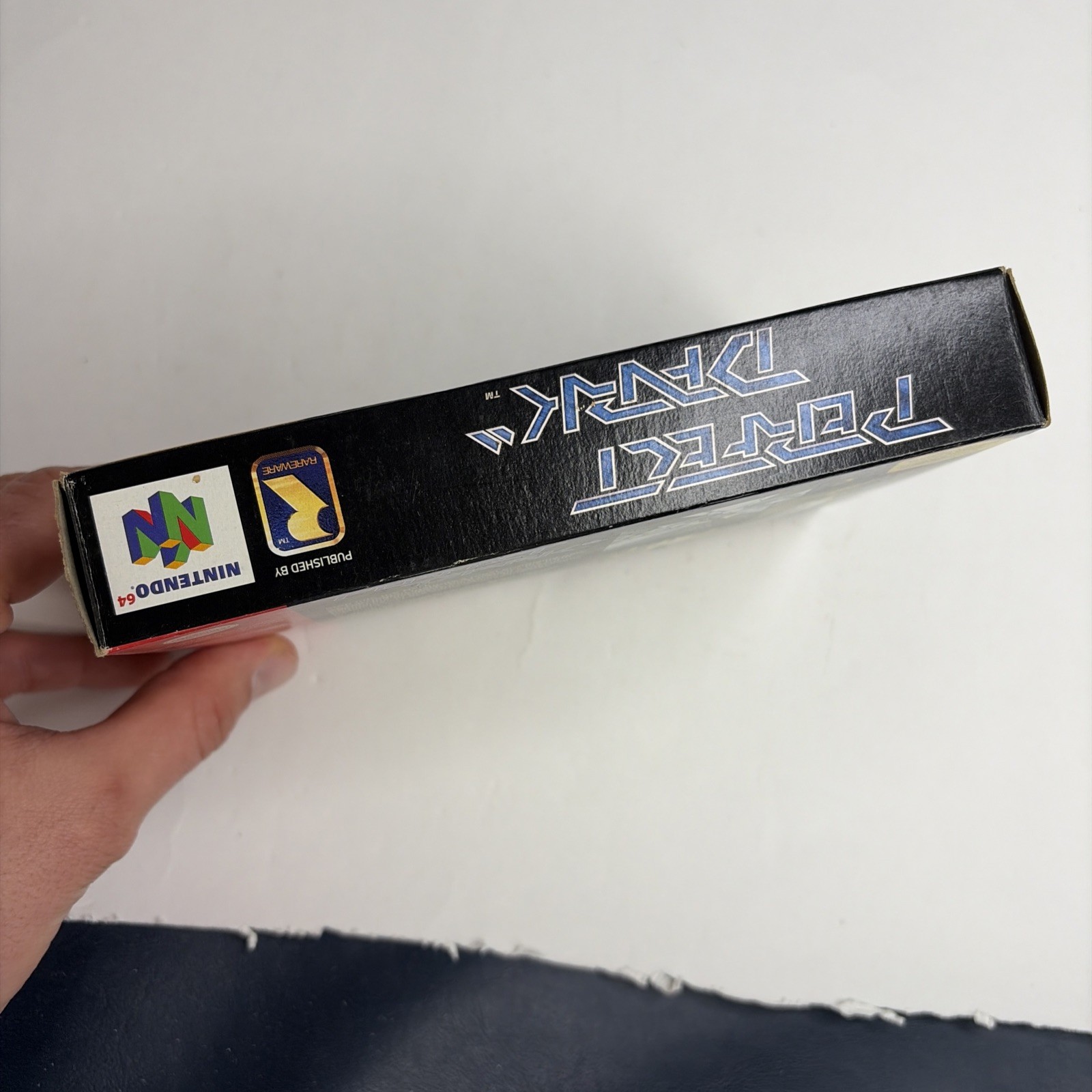 Perfect Dark N64 Nintendo 64 In Original Box Authentic! Good Condition!